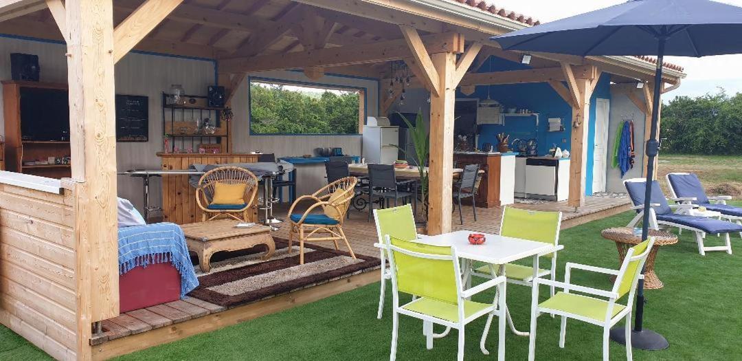 Les Chalets Salineens Salies-du-Salat Exterior foto